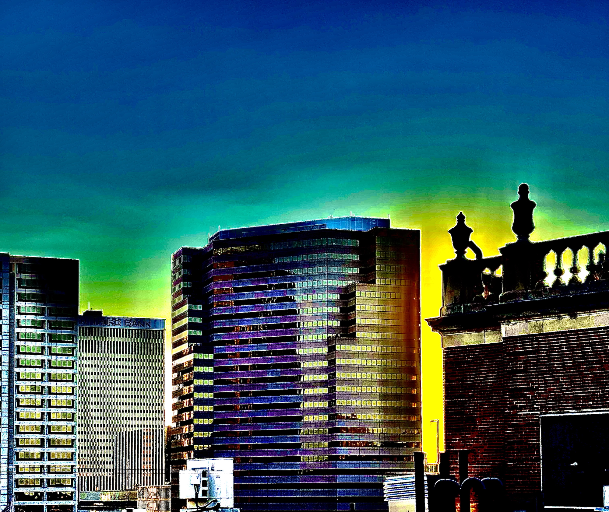 Chromatic Thresholds