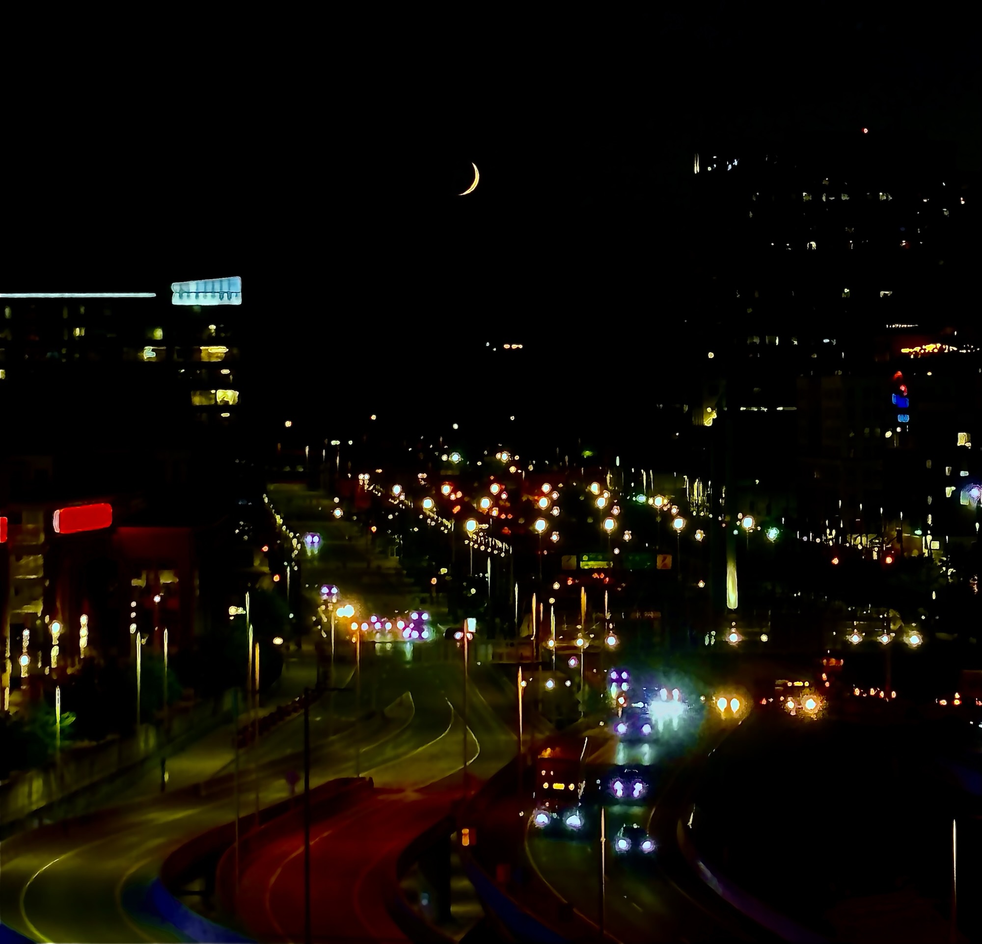 🌘 Moon Over Cincinnati