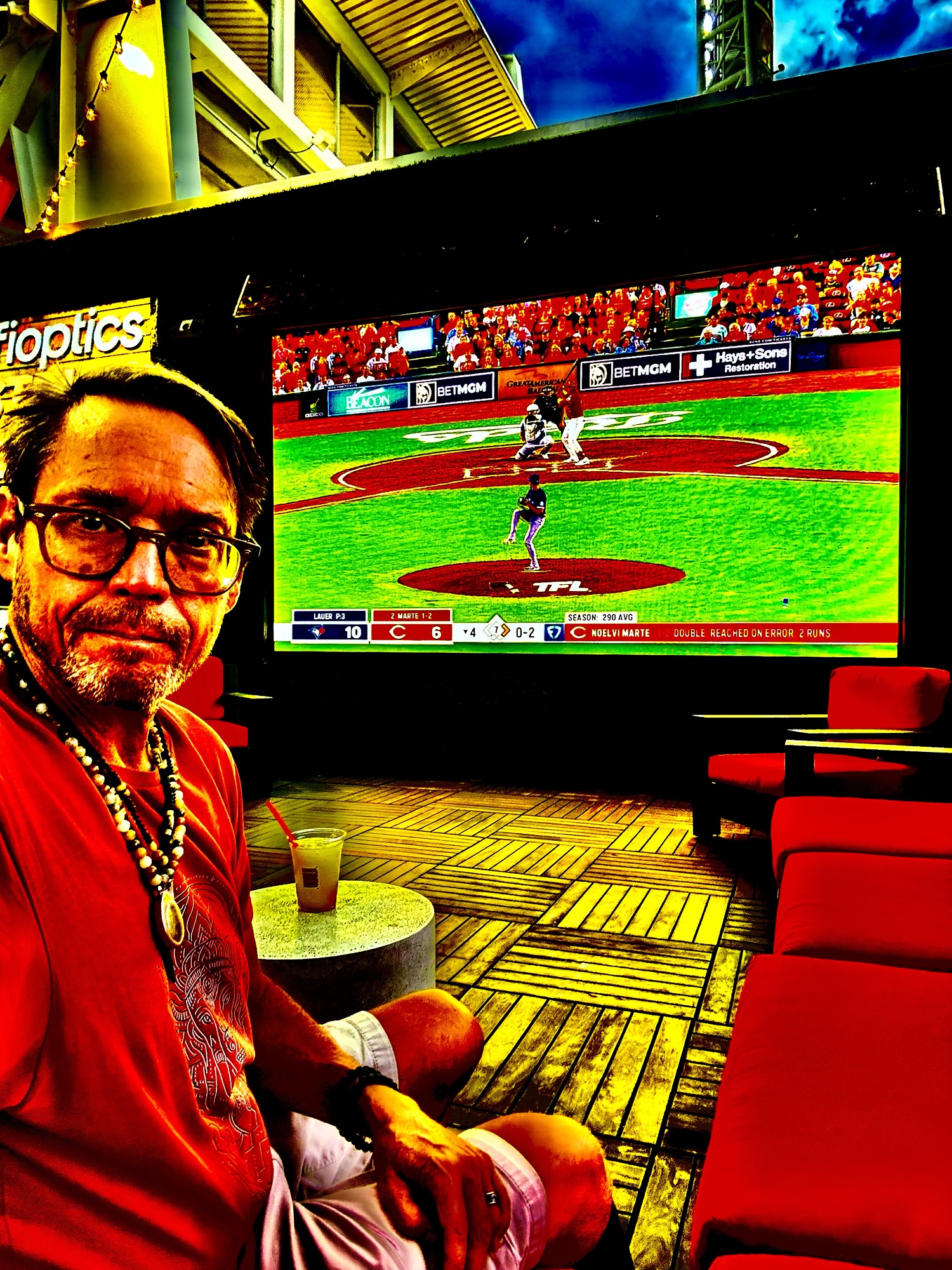 Reds versus Blue Jays